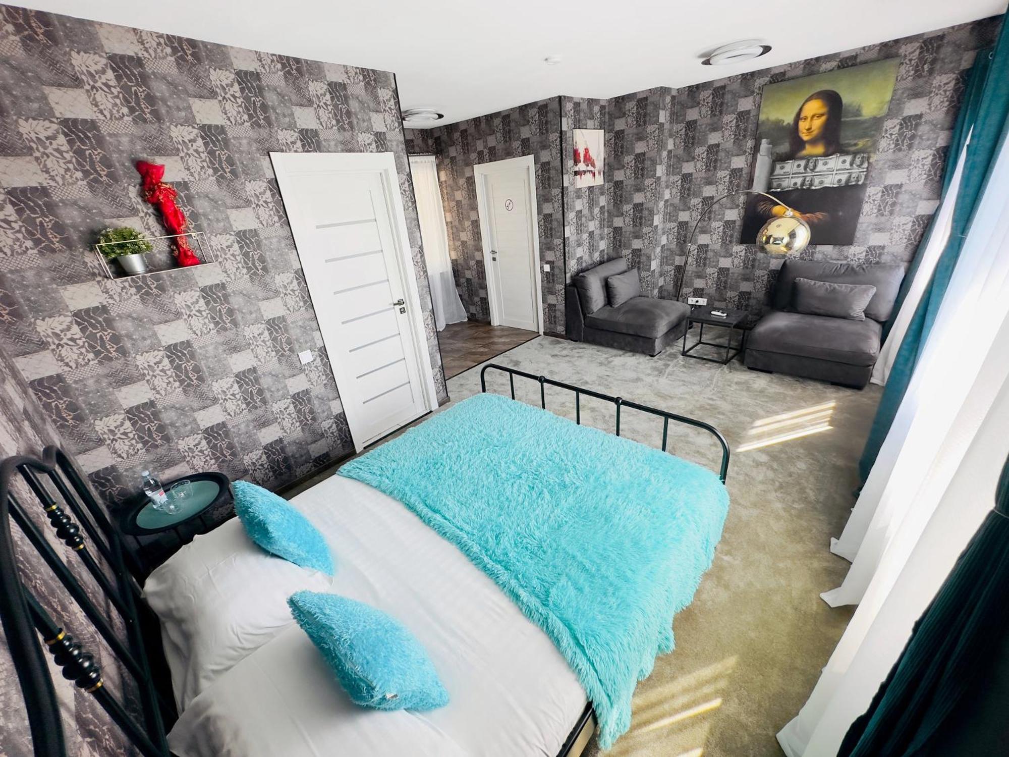 Hotel Very Bad Hootel